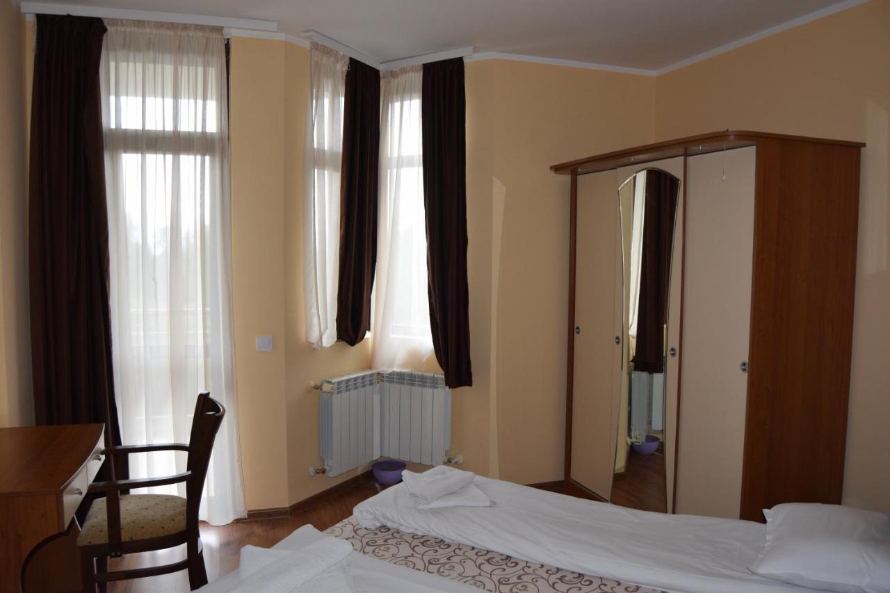 Persey Flora Apartments 보로베츠 외부 사진