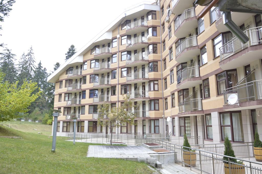 Persey Flora Apartments 보로베츠 외부 사진