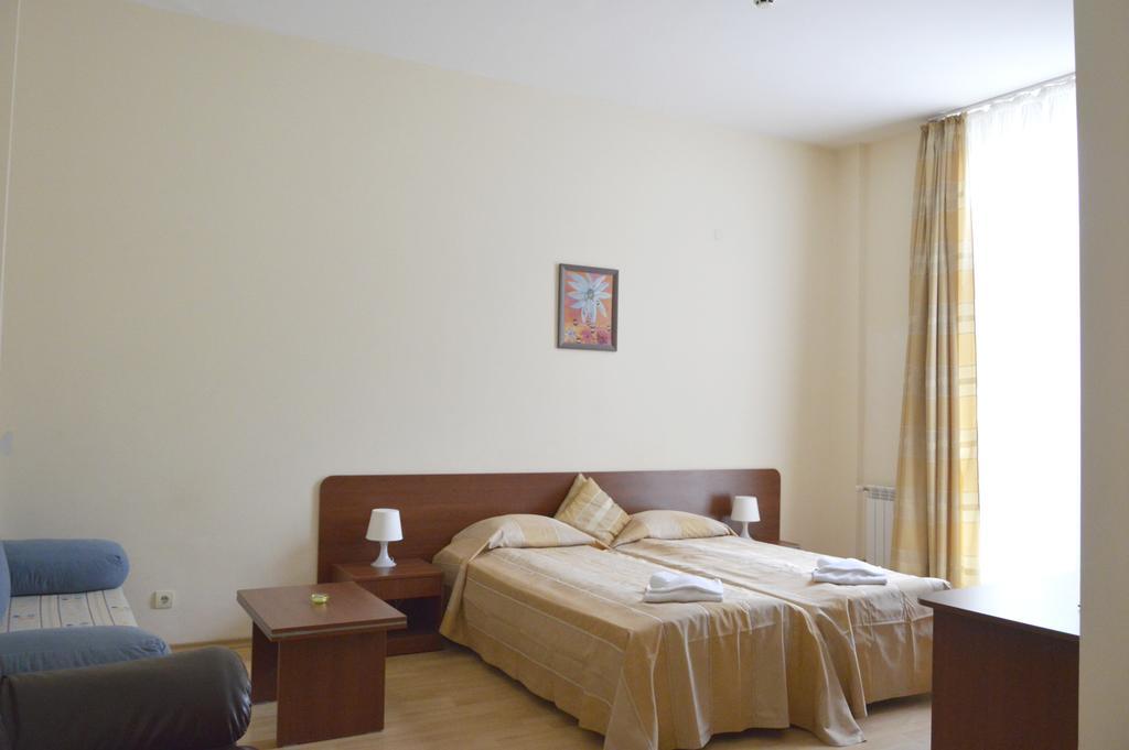 Persey Flora Apartments 보로베츠 외부 사진